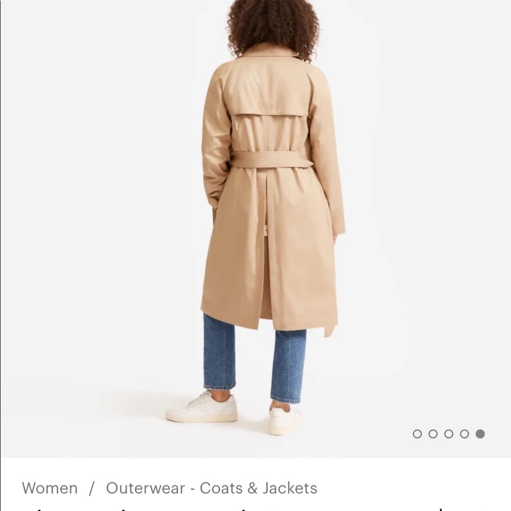 Everlane Women's Classic Tan Trench Coat - Picture 3 of 7